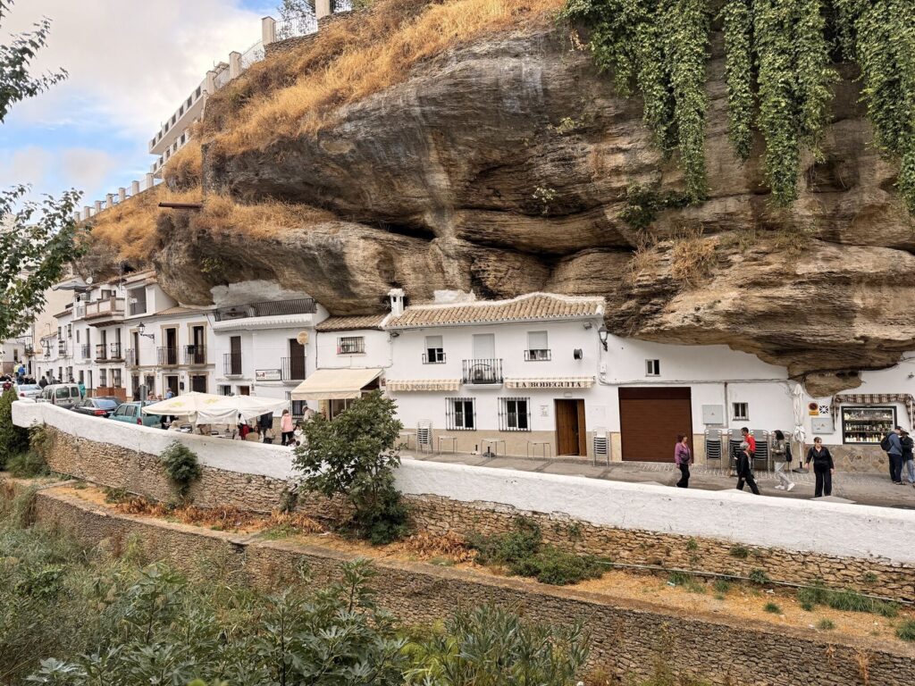 Setenil de las Bodegas